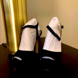 Michael Kors - 4” Suede Heels